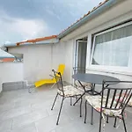 Casa de hóspedes Family Viva Close To The