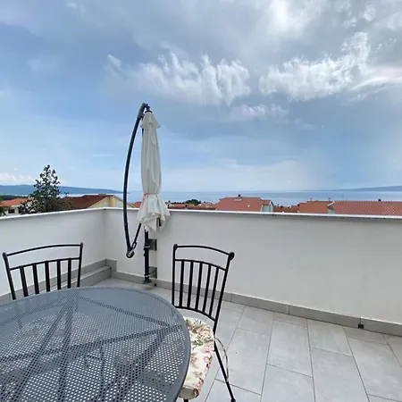 Guest house Family Viva Close To The Krk Town