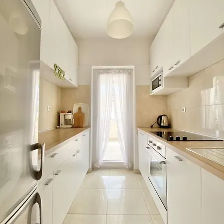 Family Viva Close To The Guest house Krk Town