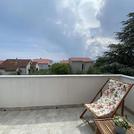 Maison d'hôtes Family Viva Close To The Krk Town